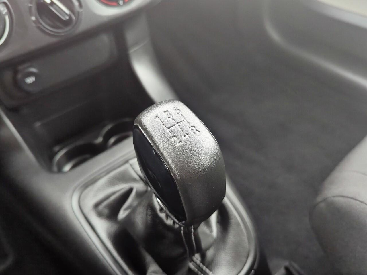 Citroën C3 puretech 83 ch bvm5 you — photo 27