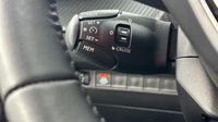 Peugeot 2008 1.2 PureTech 130ch S&S Style EAT8 — photo 18