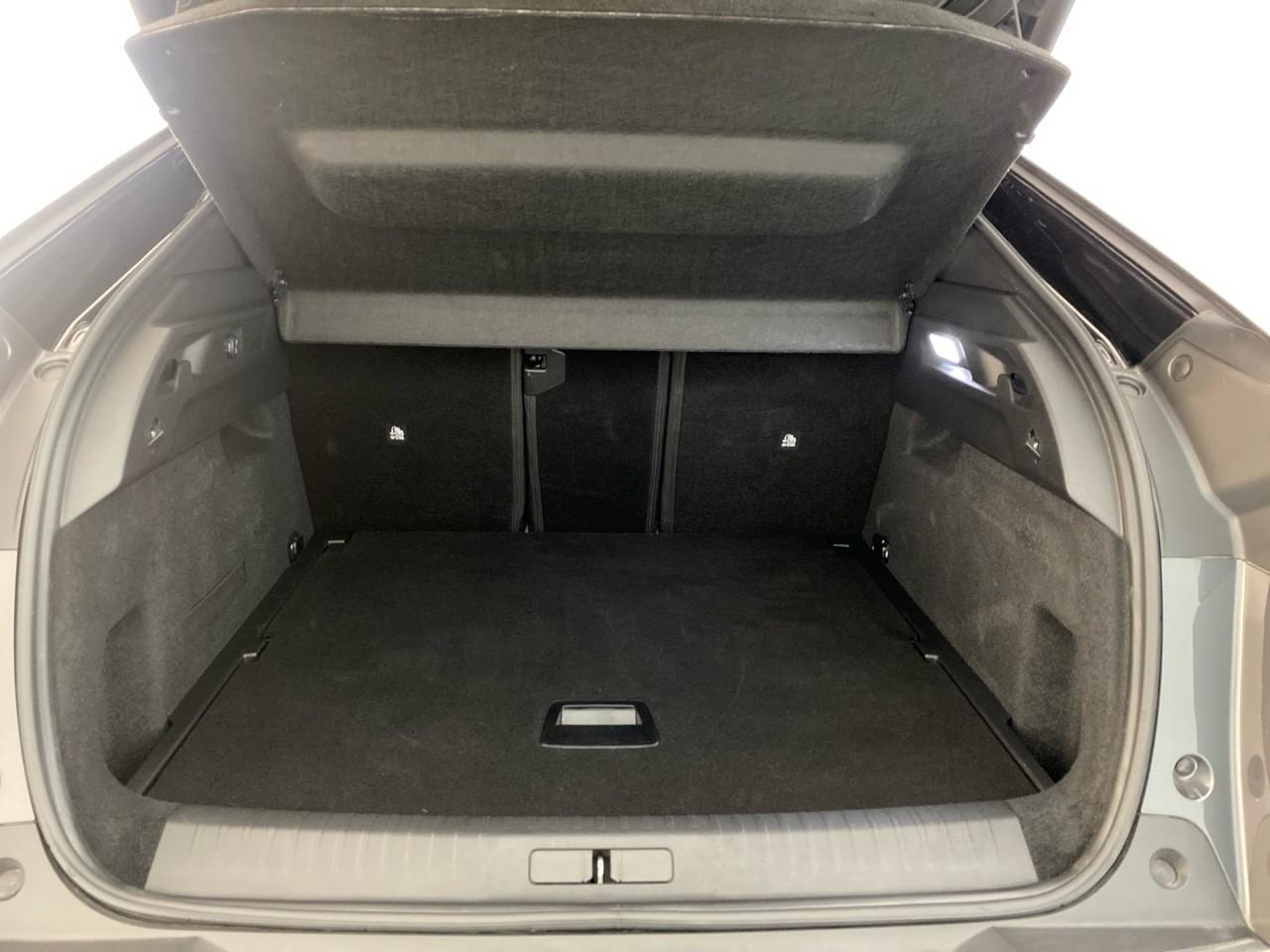 Peugeot 3008 plug-in hybrid 195 e-dcs7 gt — photo 6