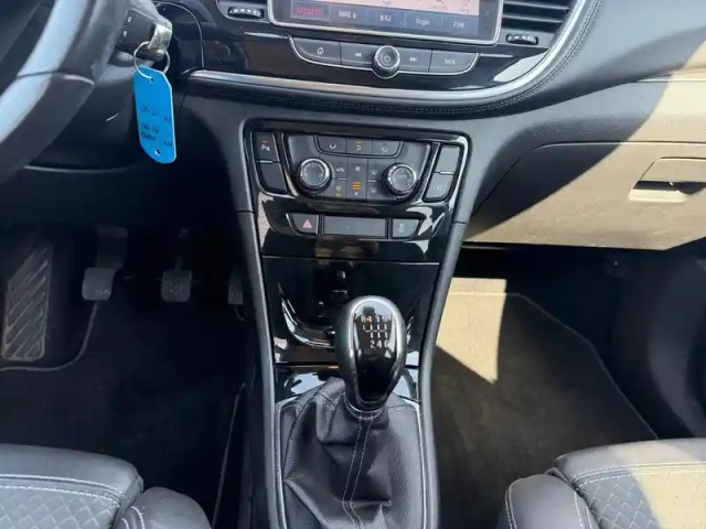 Opel Mokka x 1.4 turbo 140ch color edition 4x2 — photo 13