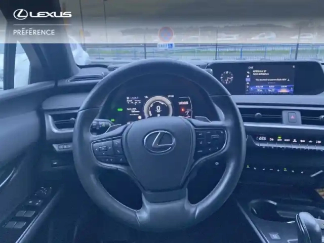 Lexus Ux 300e le — photo 9