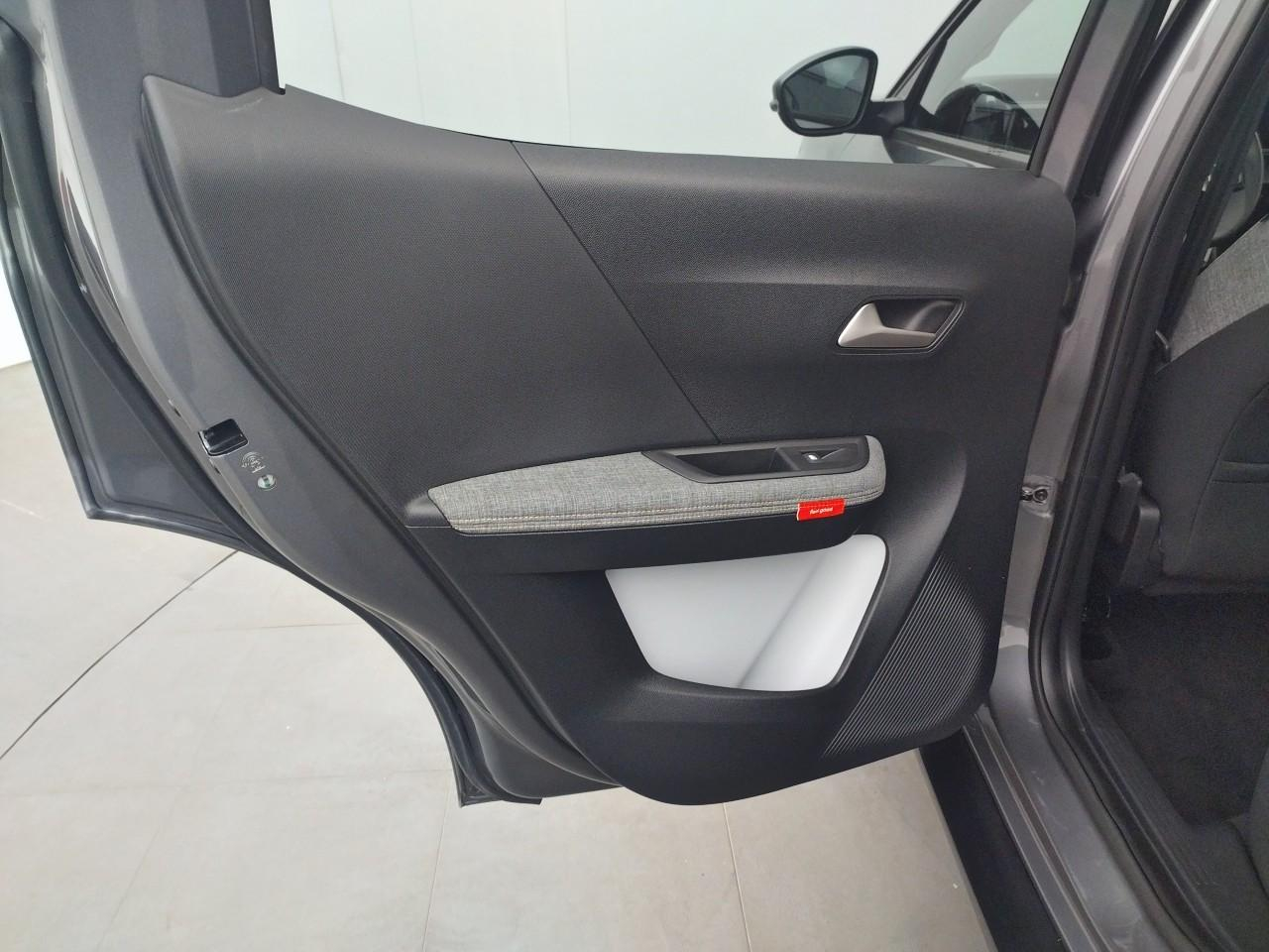Citroën C3 Aircross hybride 145 ch aut plus — photo 24