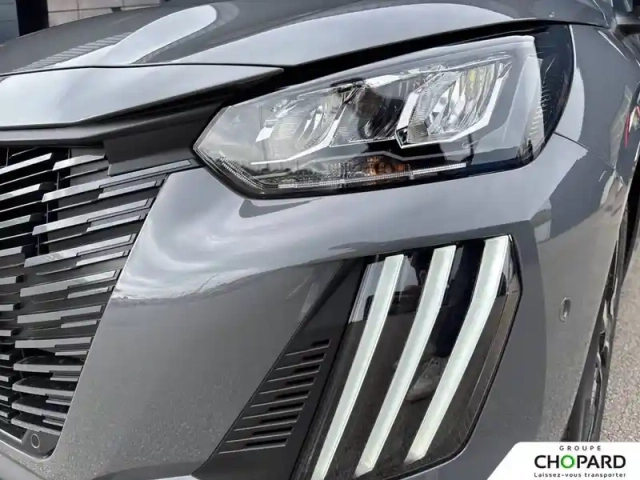 Peugeot 208 turbo 100 ch bvm6 — photo 10