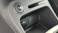 Renault Captur 0.9 TCe 90ch Business - 19 — photo 18