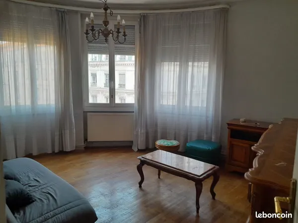 T2 meuble Lyon 7