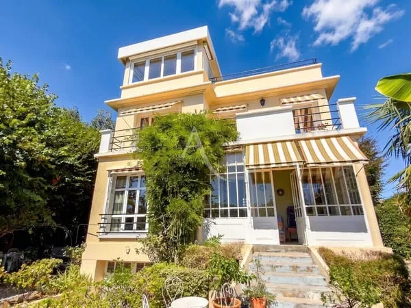 Maison 6 pièces 190 m²