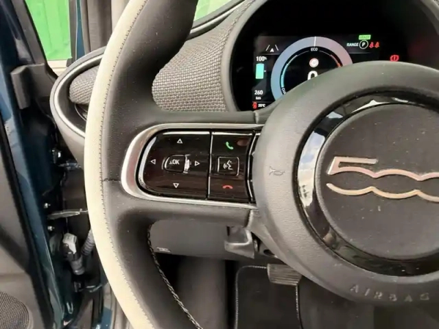Fiat 500 e 118ch la prima my23 — photo 14