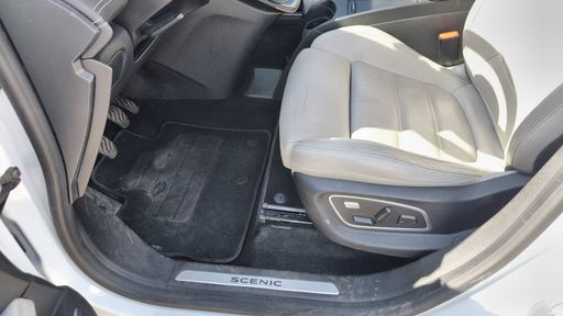 Renault Grand Scenic 1.6 dCi 130 Energy - Intens – 2017 – 138752 km – Diesel – Boîte Manuelle — photo 19