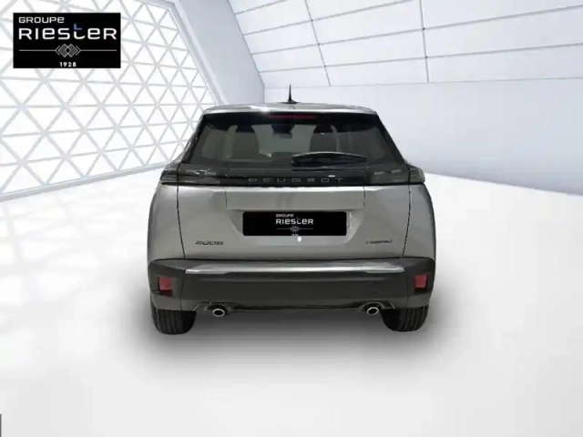 Peugeot 2008 hybrid 145 e-dcs6 — photo 5