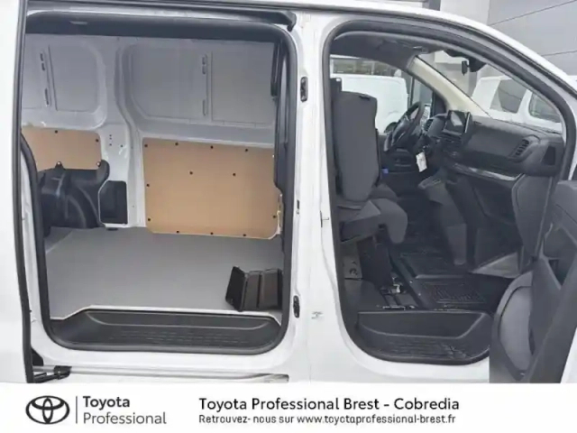 Toyota Proace medium electric 136ch 75kwh start mc24 — photo 12