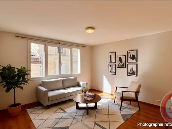 STUDIO LUMINEUX - PROCHE RUE NOTRE DAME QUARTIER CHARTONS