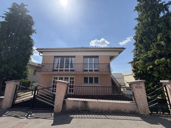 Maison 4 pièces 93 m²