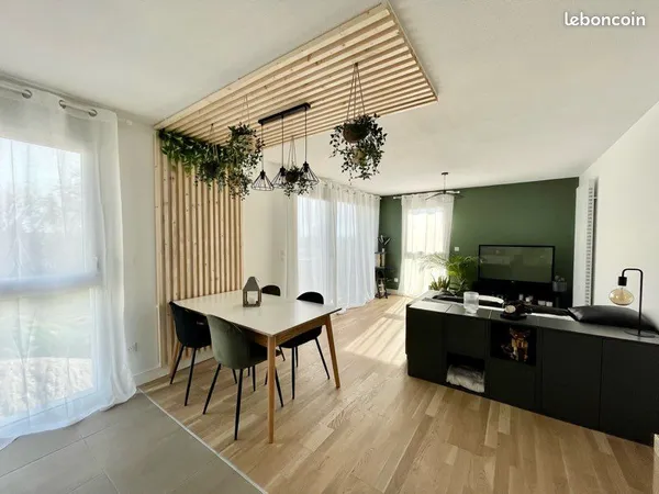 Appartement T3 avec terrasse et vue dégagée à Bègles proche tram