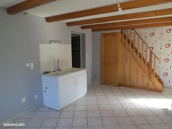Appartement Location Torcenay 2p 50m² 330€