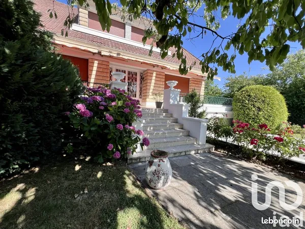 Maison 6 pièces 190 m²