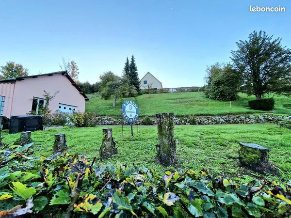 Terrain 750 m² RY