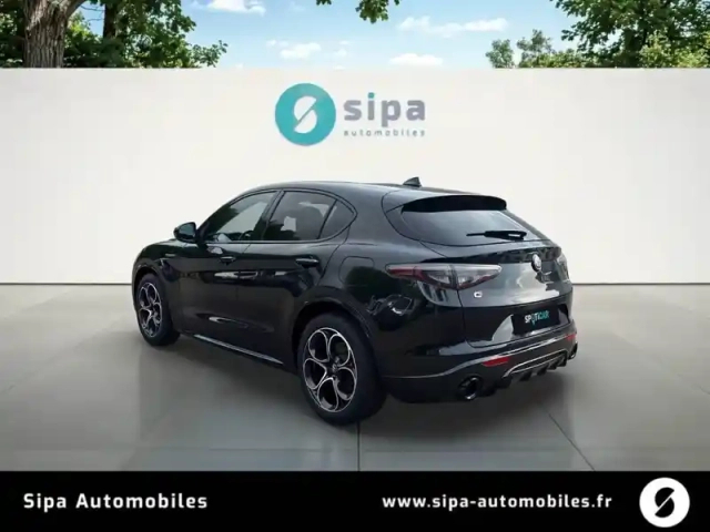 Alfa Romeo Stelvio 2.2 160 ch at8 — photo 3