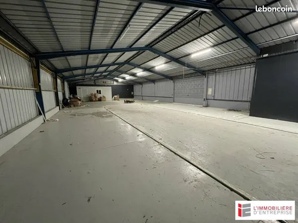 Local d'activité 400 m²