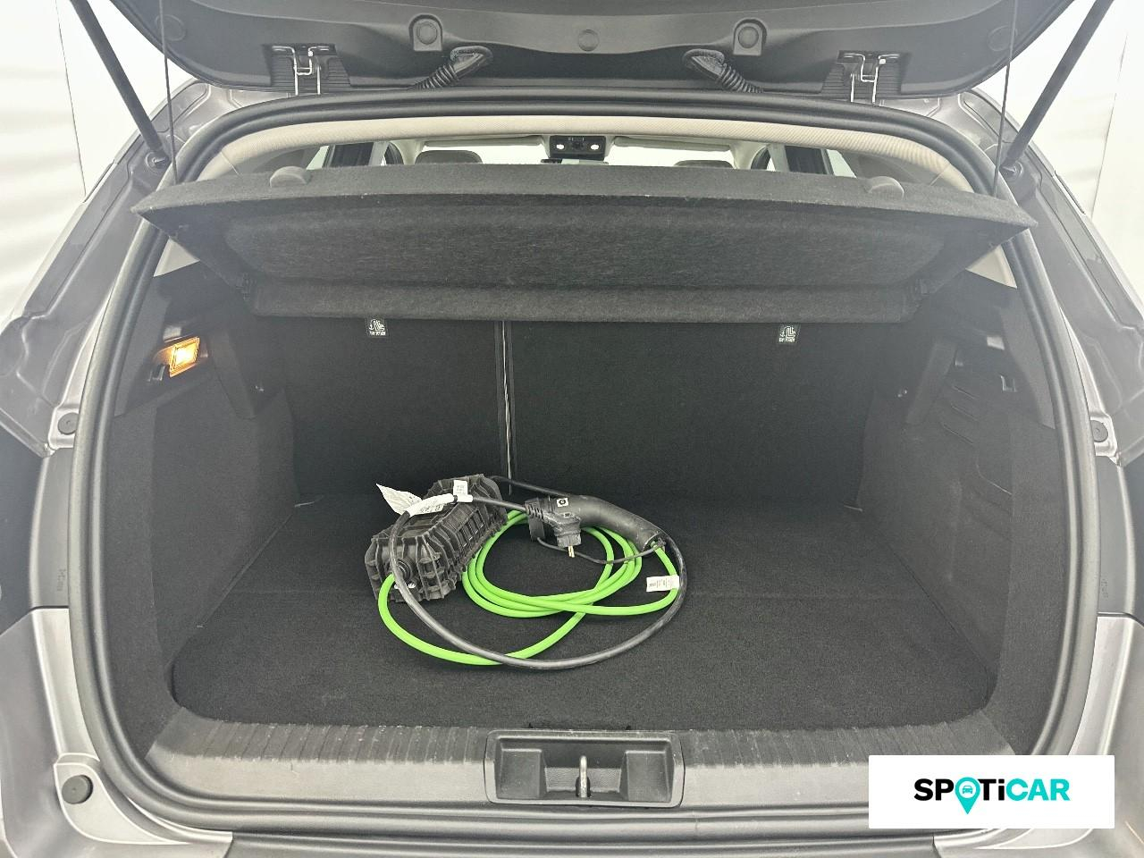Renault Captur 1.6 e-tech hybride rechargeable 160ch initiale par — photo 6