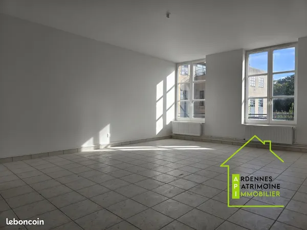 Appartement 2 pièces 64 m²