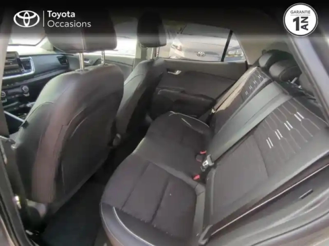 Kia Stonic 1.0 t-gdi 100ch gt line business dct7 — photo 12
