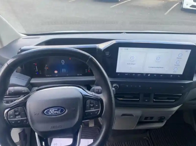 Ford Custom fg 280 l1h1 2.0 ecoblue 136ch limited bva8 — photo 3