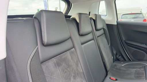 Peugeot 2008 1.2 PureTech 110 EAT6 - Crossway – 2017 – 121979 km – Essence – Boîte Automatique — photo 18