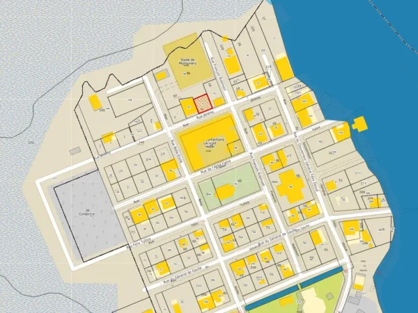 Terrain 185 m²