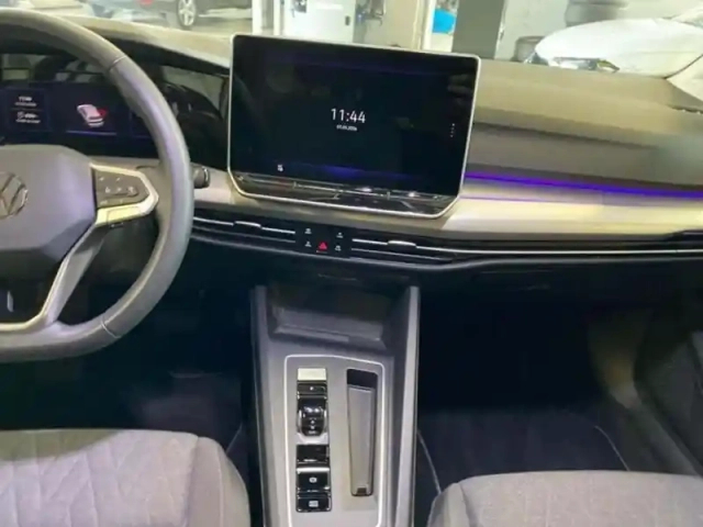 Volkswagen Golf 1.5 ehybrid 204 dsg6 vw edition — photo 10