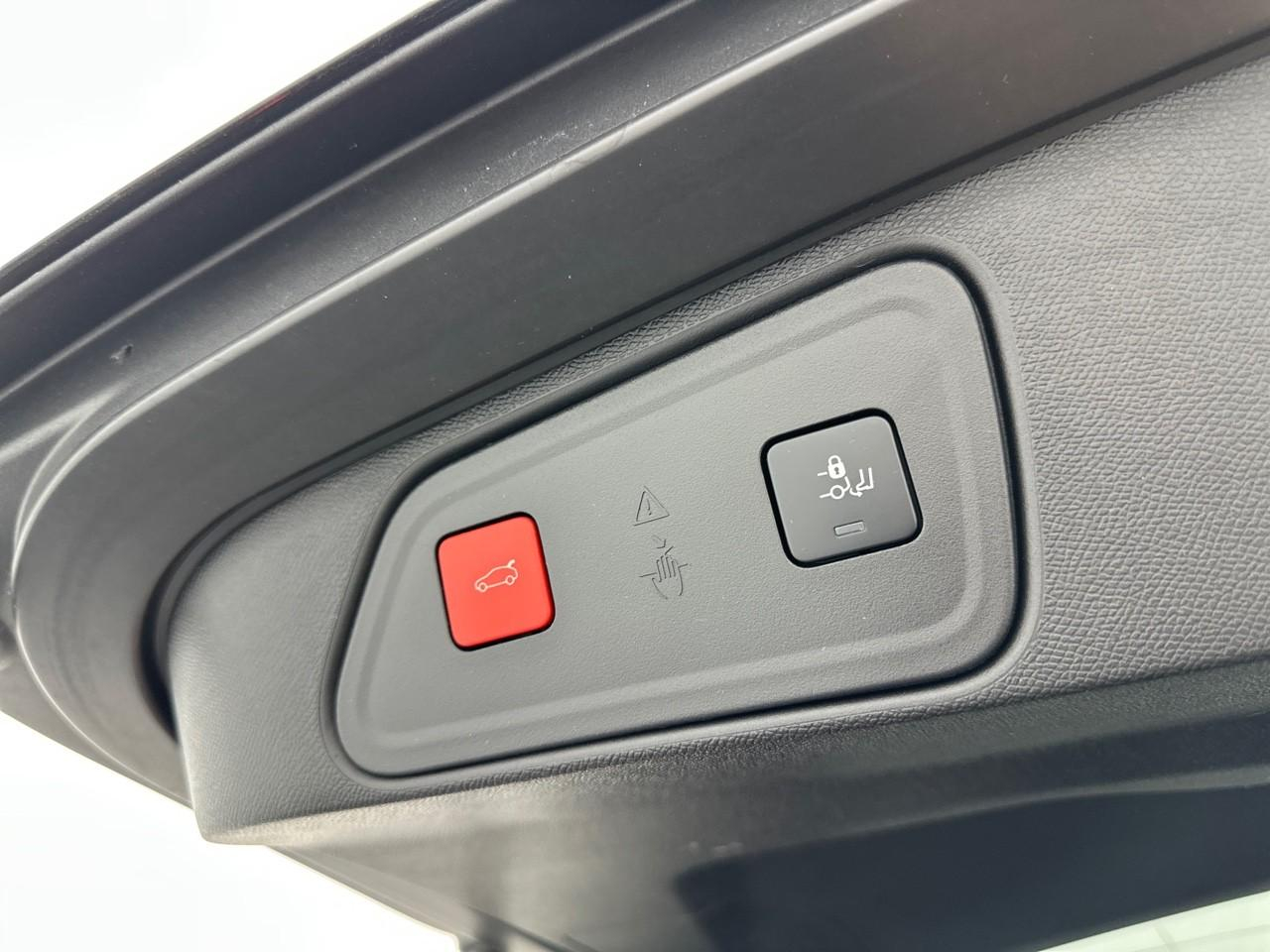Peugeot 3008 puretech 130ch s&s eat8 allure pack — photo 32