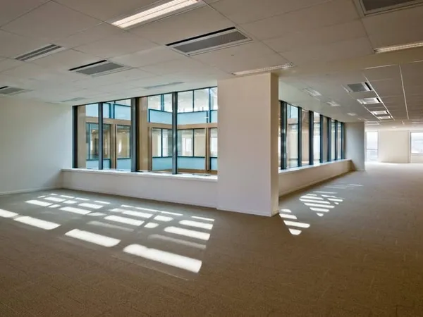 Bureaux 3786 m²