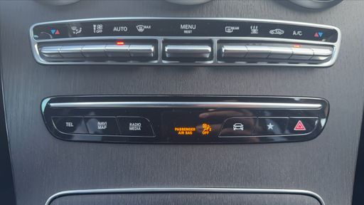 Mercedes Classe GLC 300 e  320 EQ Power 4Matic 9G-Tronic - AMG Line – 2021 – 27029 km – Hybride essence – Boîte Automatique — photo 16