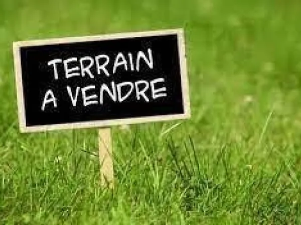 Terrain 3679 m²