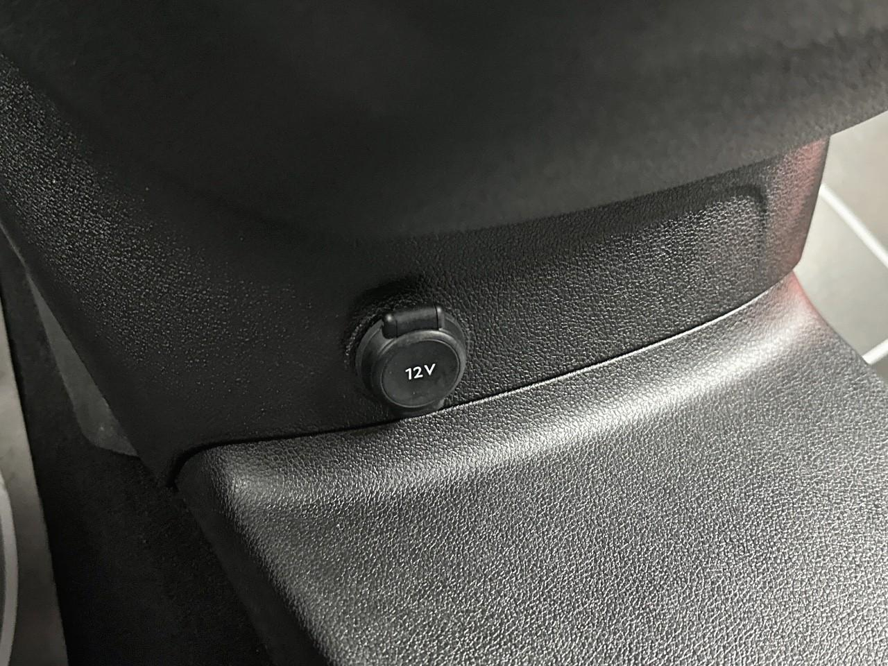 Citroën Berlingo van m 650 bluehdi 100 s&s bvm6 driver — photo 30