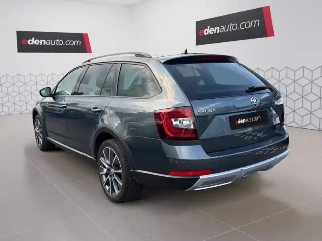 Skoda Octavia combi 2.0 tdi 184 ch scr fap dsg7 4x4 — photo 3