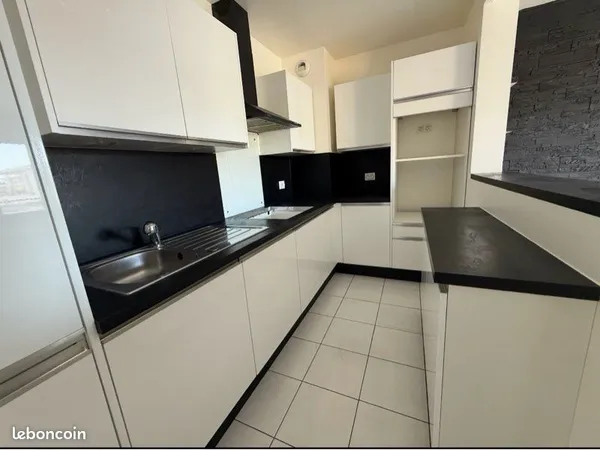 Apparemment a vendre