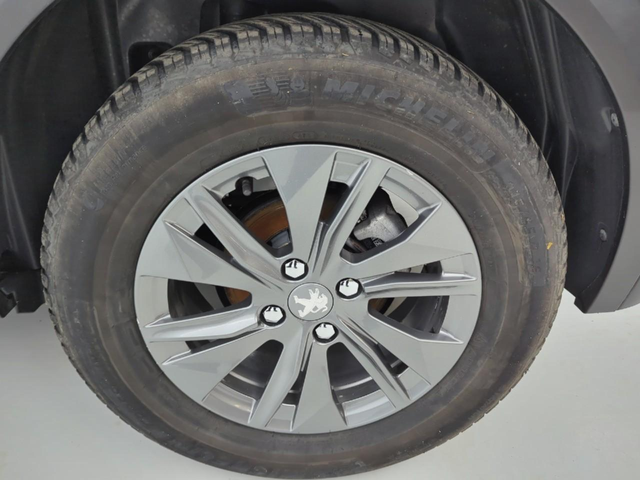 Peugeot 2008 bluehdi 110 s&s bvm6 active pack — photo 17