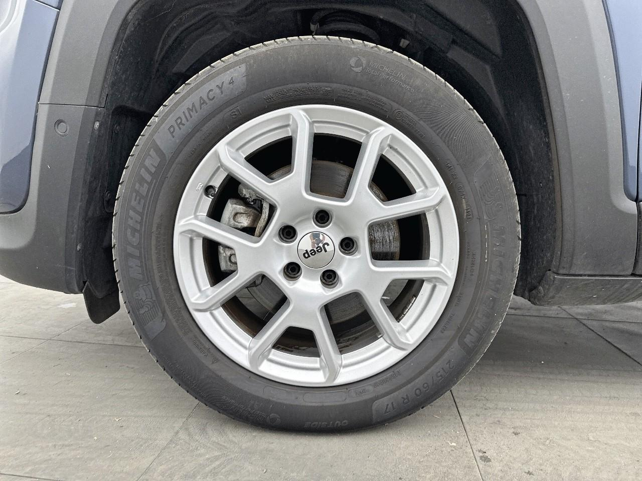 Jeep Renegade 1.5 turbo t4 130 ch bvr7 e-hybrid altitude — photo 14