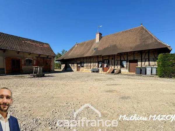 Longère bressane avec dépendances - Fort potentiel à Tronchy