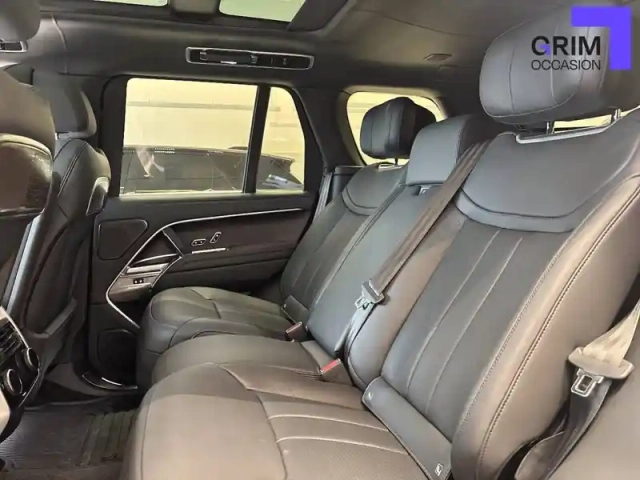 Land Rover Range Rover swb p460e phev awd — photo 11