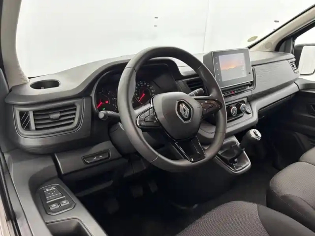 Renault Trafic l1 dci 150 energy s&amp;s — photo 19