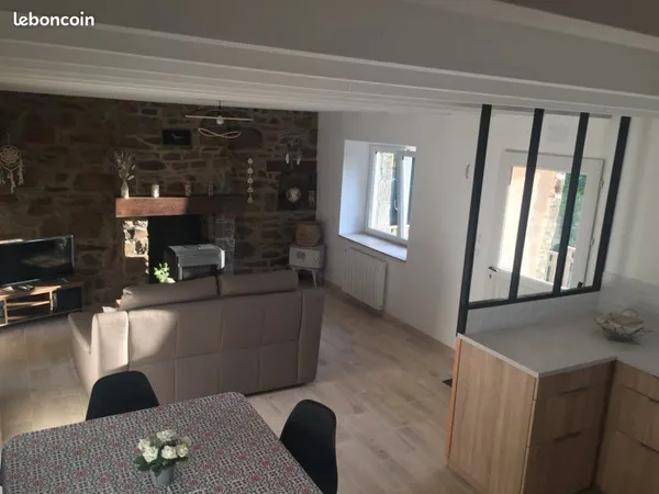 Petite maison de caractère
