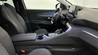 Peugeot 3008 HYBRID 225ch Allure Pack e-EAT8 — photo 15