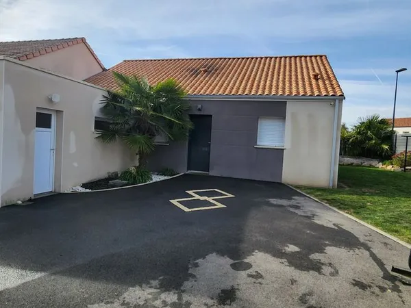 🏡 À LOUER - MAISON MEUBLÉE DE 80 m² - AIGREFEUILLE-SUR-MAINE (44140)