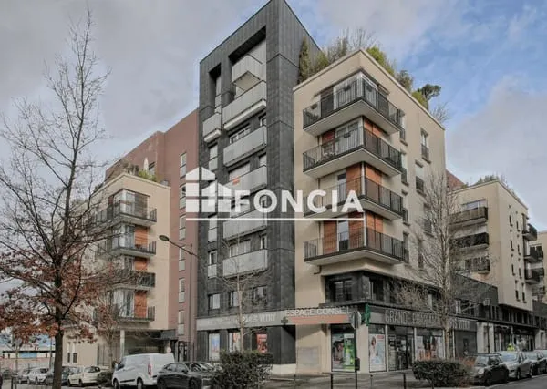 STUDIO LUMINEUX ET FONCTIONNEL - RER C Vitry-sur-Seine