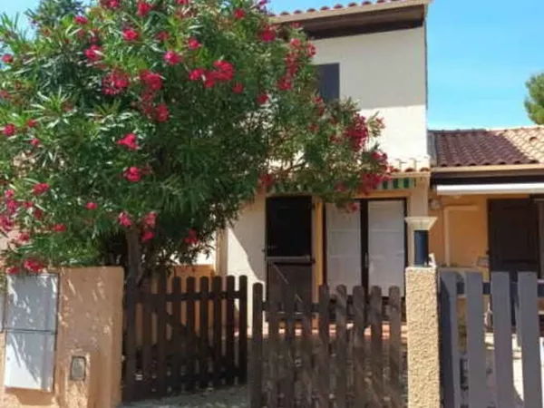 joli pavillon T3 Narbonne plage 2 min à pied de plage