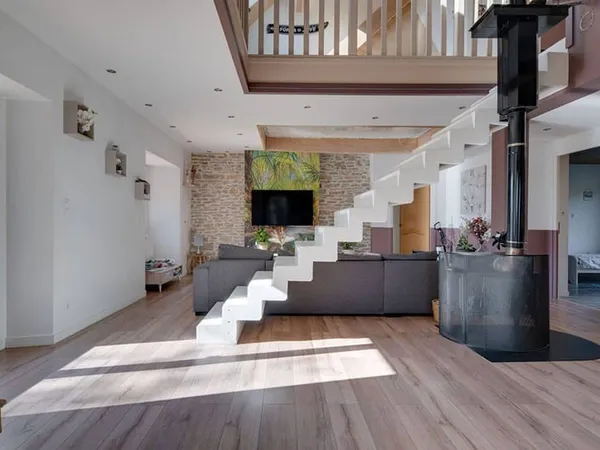 Maison 5 pièces 180 m²