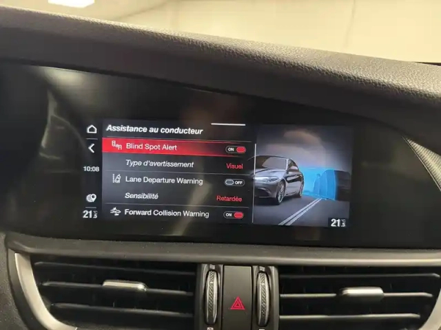 Alfa Romeo Giulia 2.2 190 ch at8 — photo 129