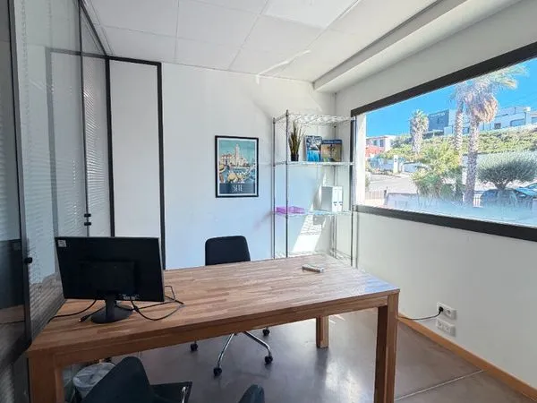 Bureaux 102 m² Frontignan