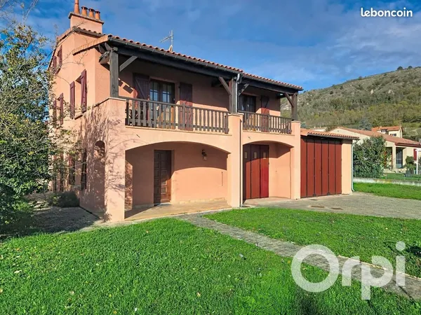 Maison 6 pièces 143 m²